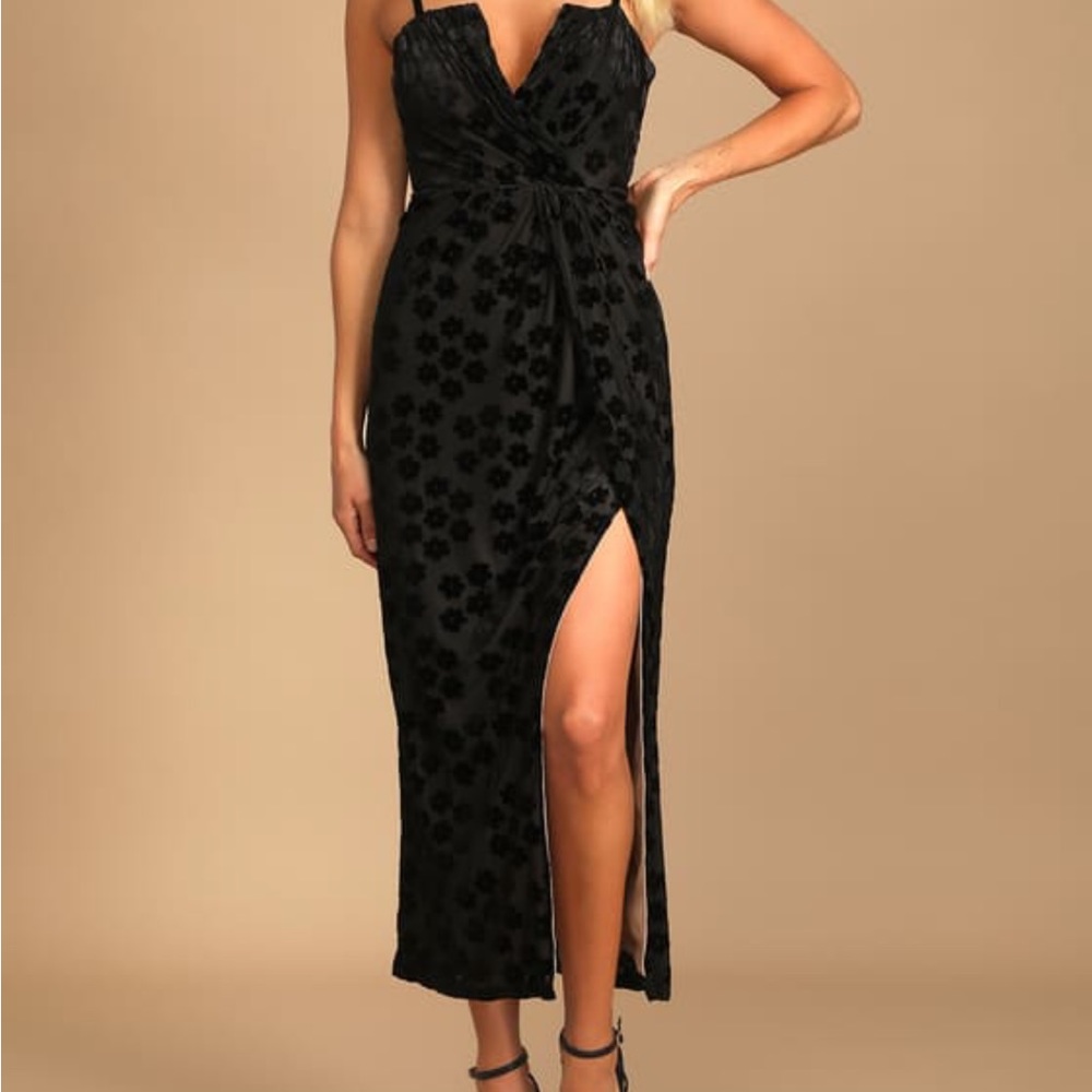 Lulus Velvet floral midi dress